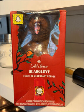 New OLD SPICE Bearglove Bear Figurine Deodorant Holder